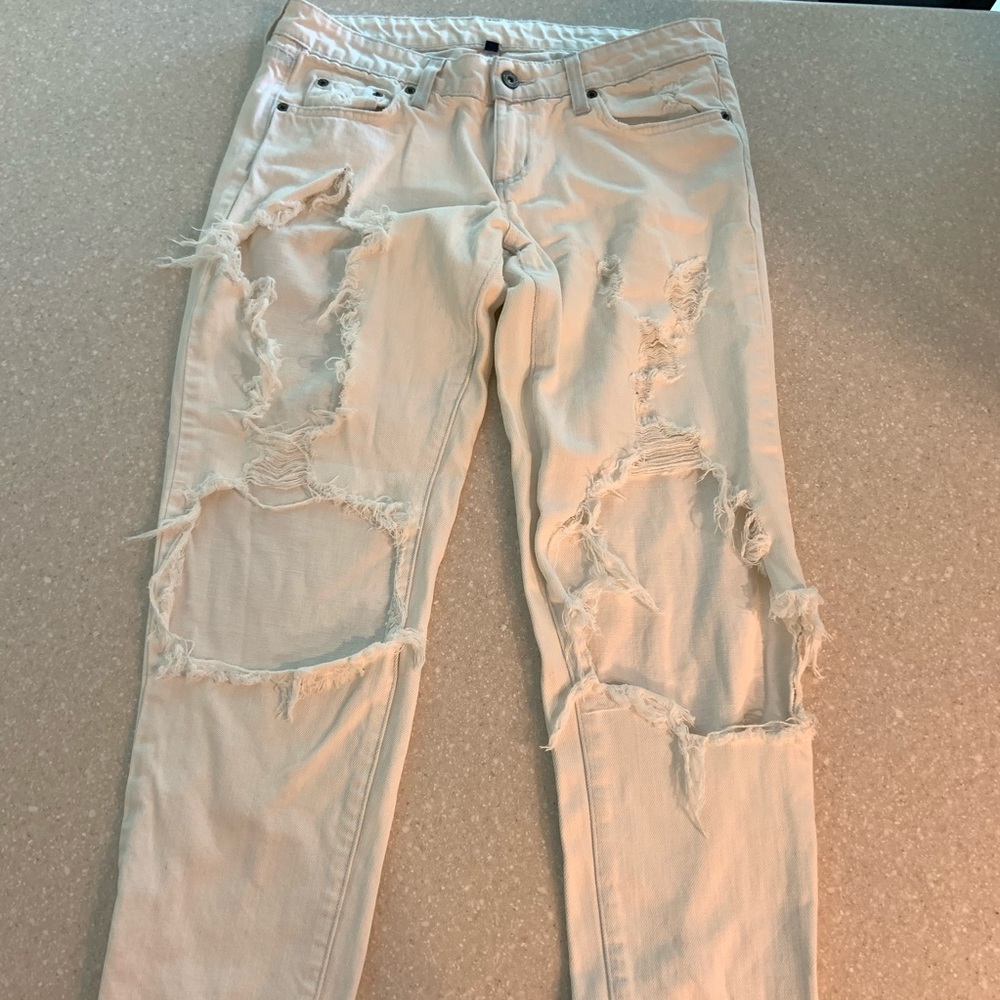Carmar Ice Blue Distressed Jeans
